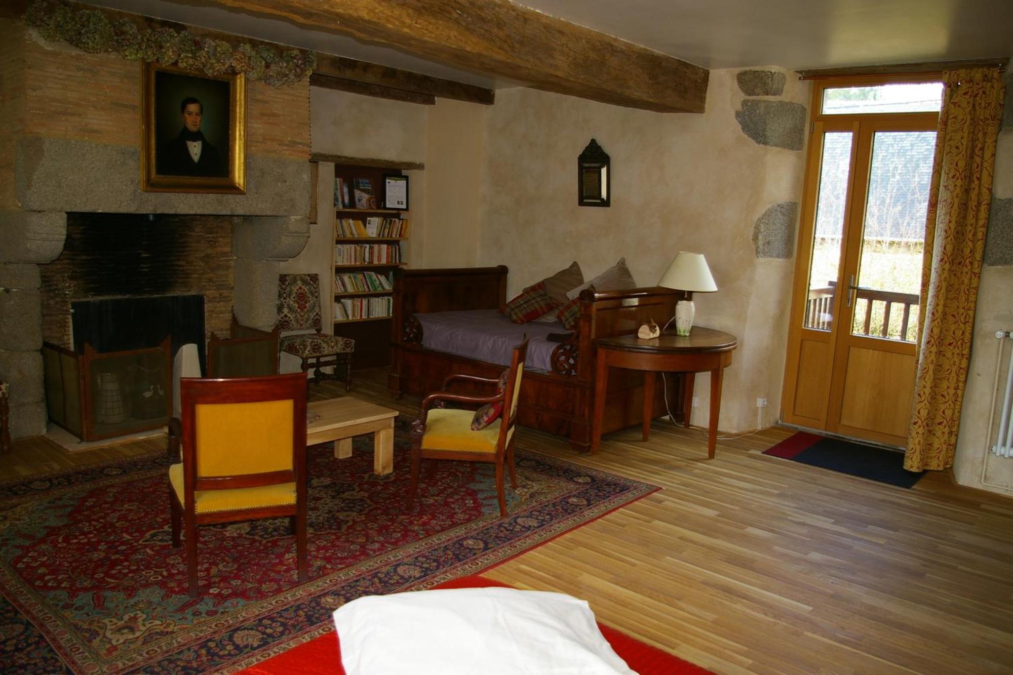 Chambre d'hôtes de Pirieuc Meillac Exterior foto
